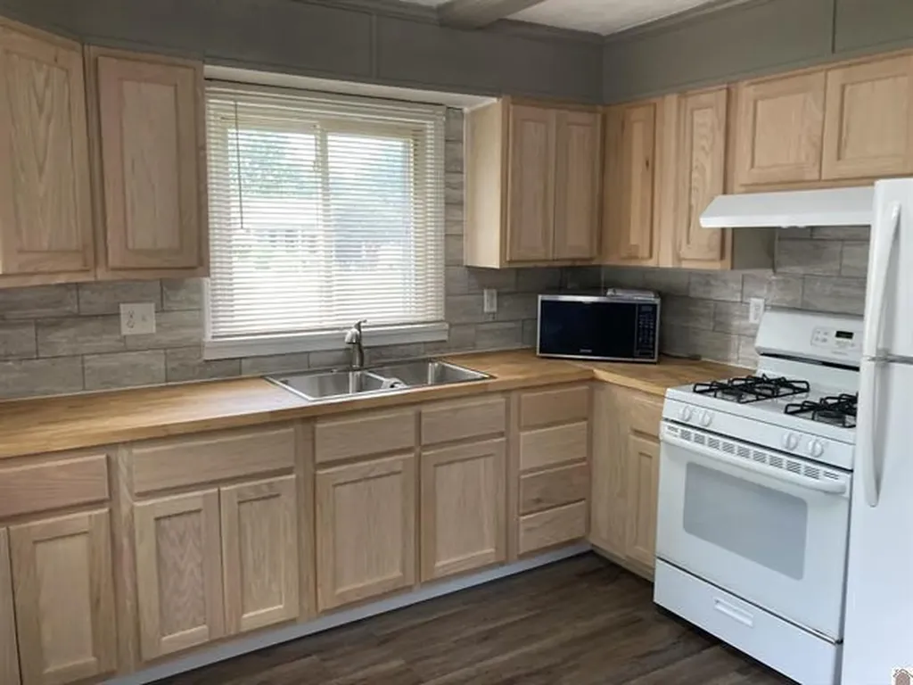 2823 Fairmont Street Paducah KY 42003