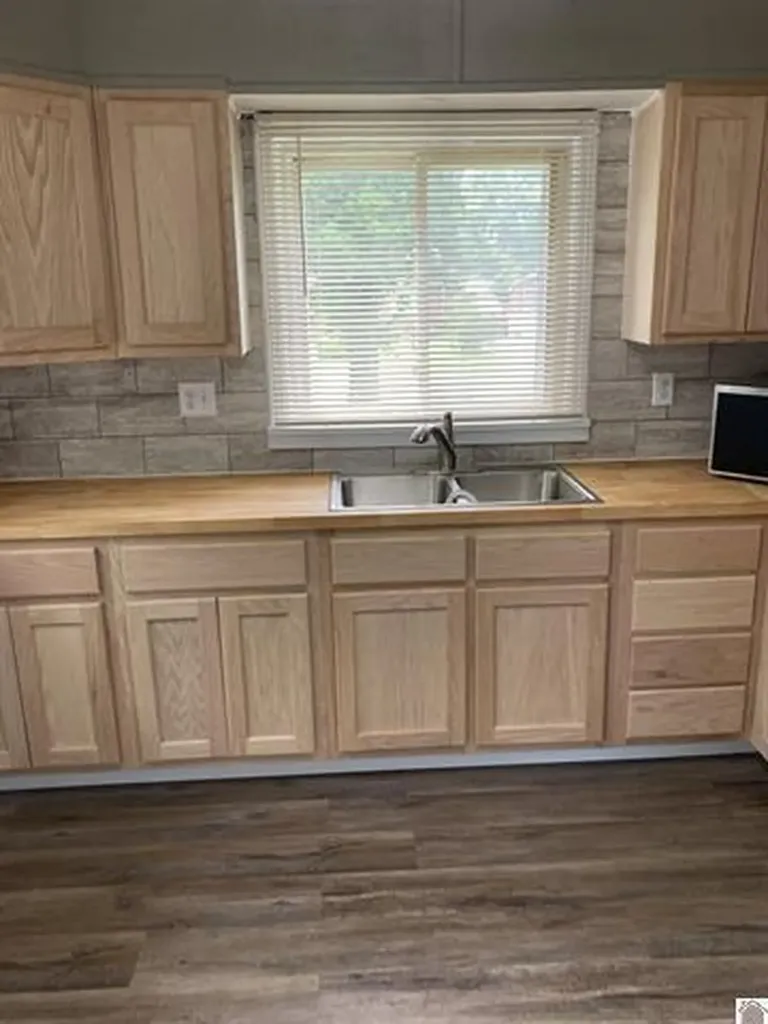 2823 Fairmont Street Paducah KY 42003