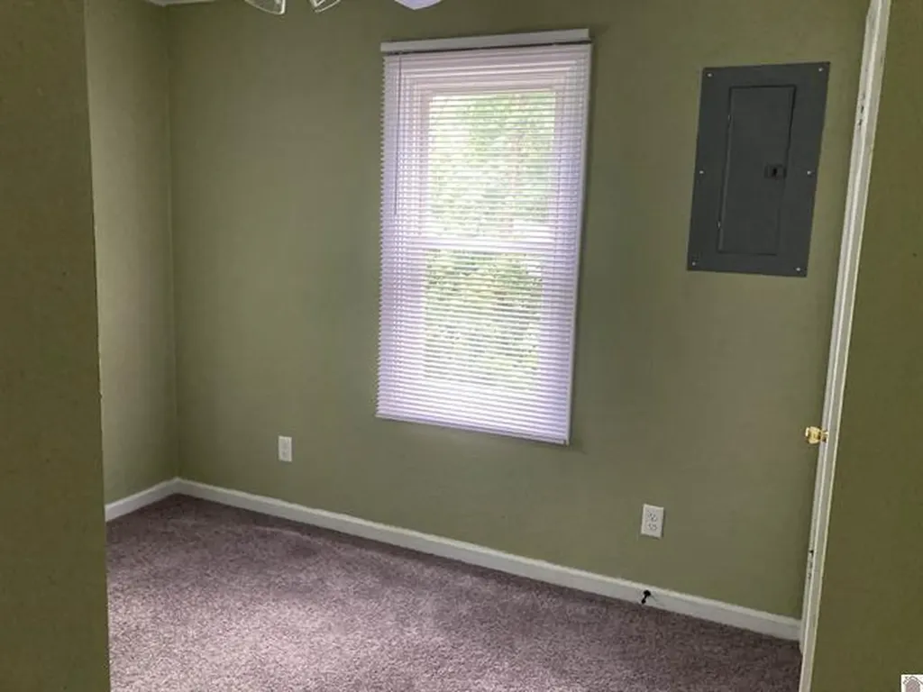 2823 Fairmont Street Paducah KY 42003