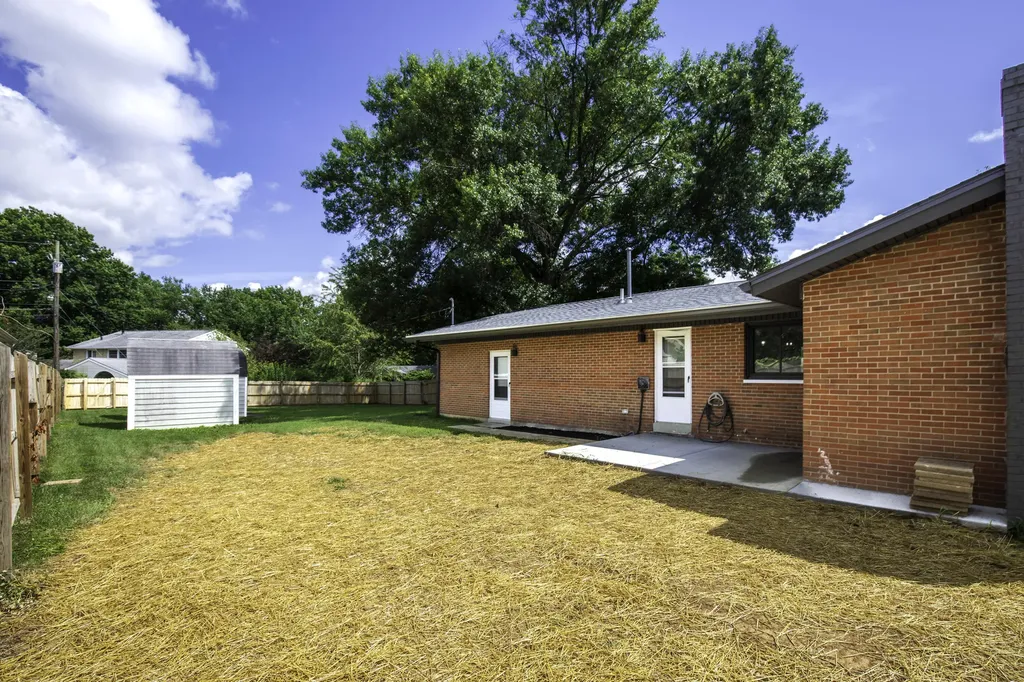 3273 Saxon Drive Lexington KY 40503