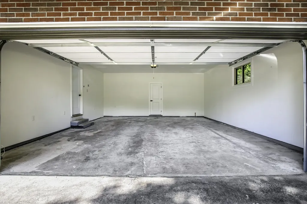 3273 Saxon Drive Lexington KY 40503
