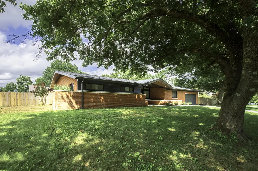 3273 Saxon Drive Lexington KY 40503