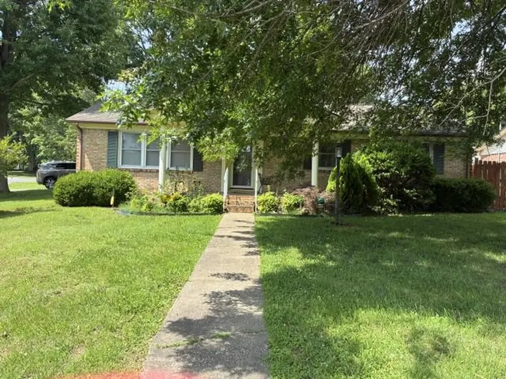 211 Reed Street Mayfield KY 42066