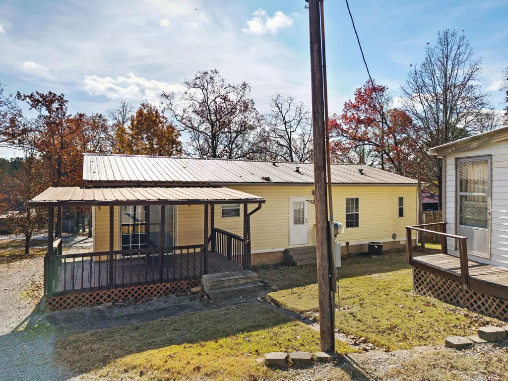408 Shoreline Drive New Concord KY 42076