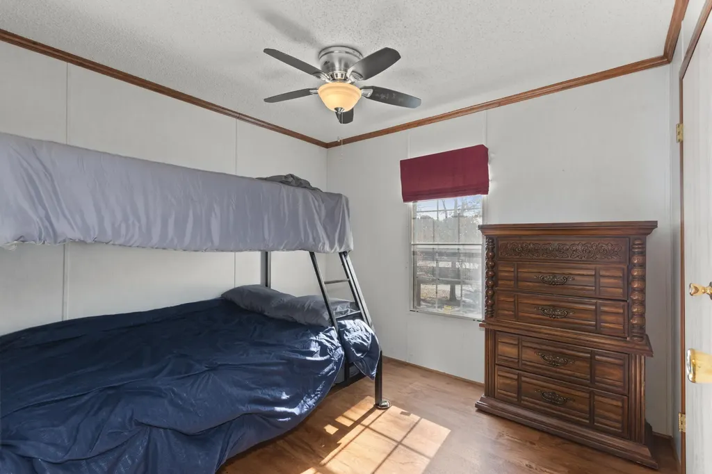 408 Shoreline Drive New Concord KY 42076