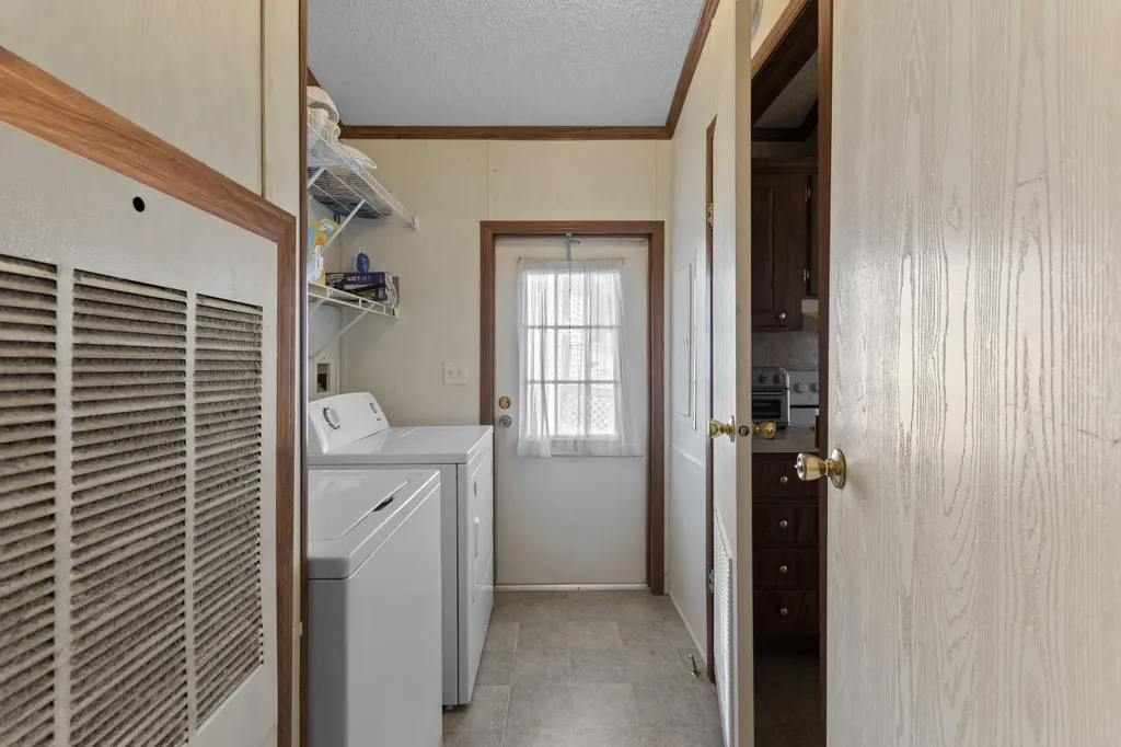 408 Shoreline Drive New Concord KY 42076