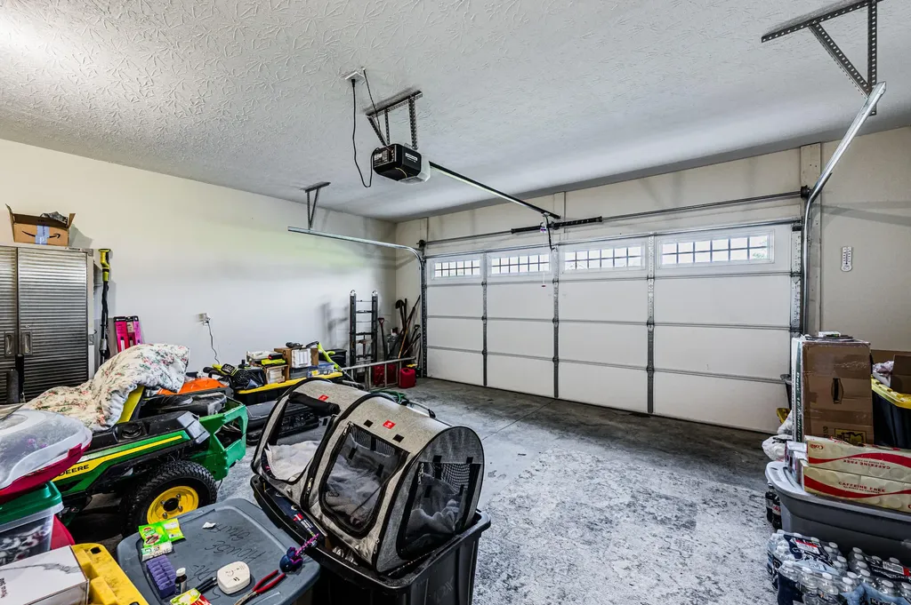 260 Walnut Grove Drive Smiths Grove KY 42171