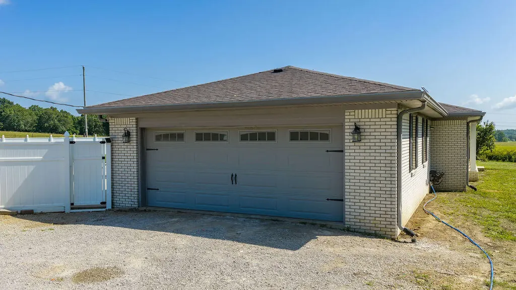 11325 Greenville Road Hopkinsville KY 42240