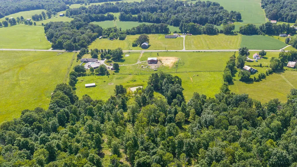 11325 Greenville Road Hopkinsville KY 42240