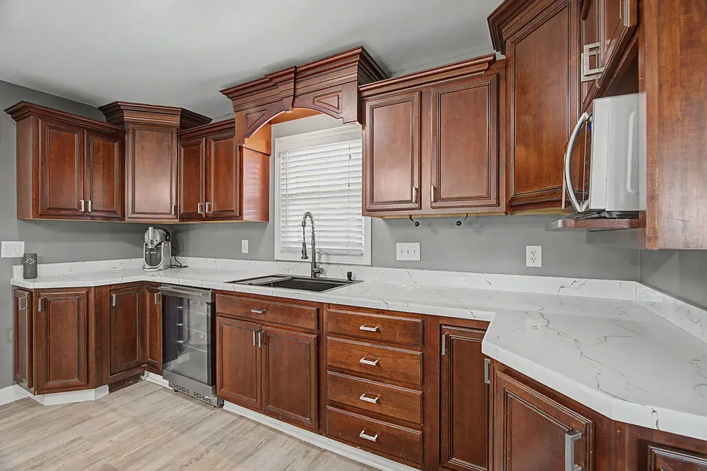 11325 Greenville Road Hopkinsville KY 42240