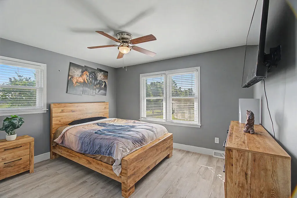 11325 Greenville Road Hopkinsville KY 42240