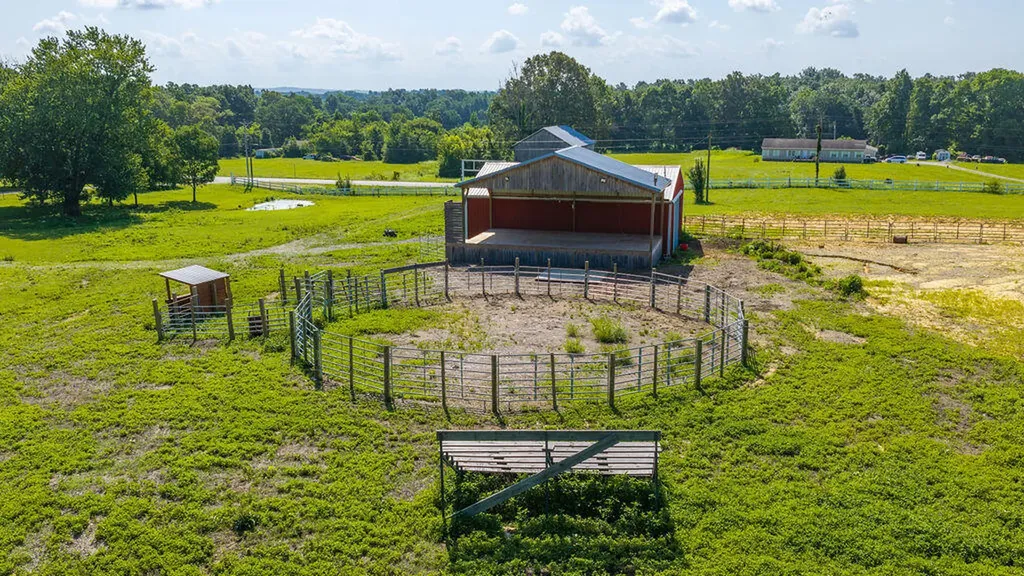 11325 Greenville Road Hopkinsville KY 42240
