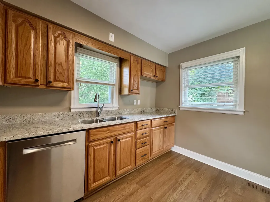 2564 Millbrook Drive Lexington KY 40503