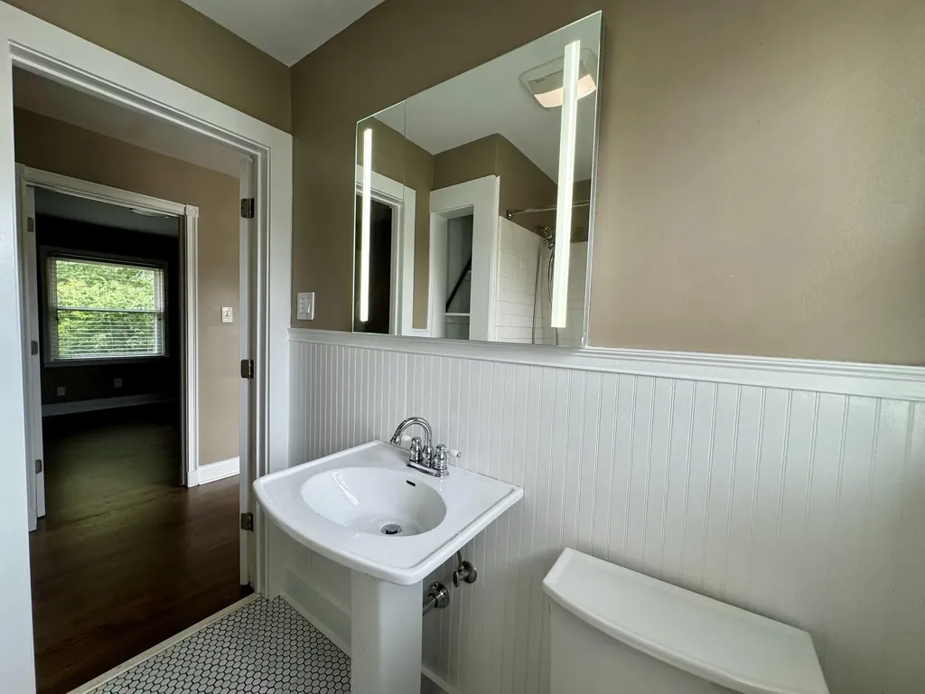 2564 Millbrook Drive Lexington KY 40503