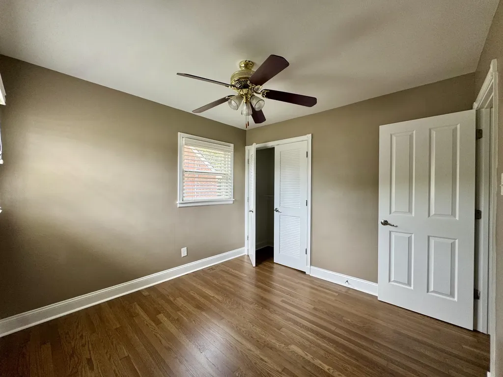 2564 Millbrook Drive Lexington KY 40503