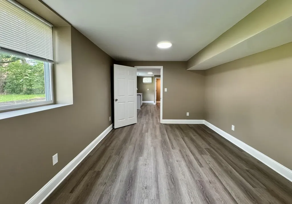 2564 Millbrook Drive Lexington KY 40503