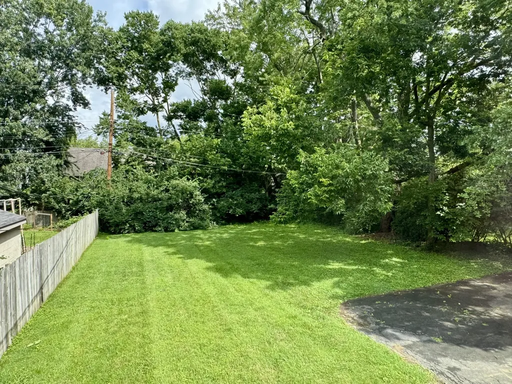 2564 Millbrook Drive Lexington KY 40503