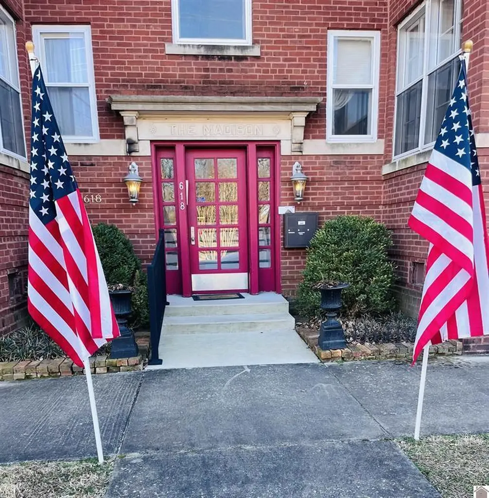 618 Madison Street Paducah KY 42001