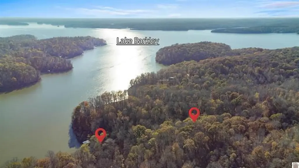 Lot 54b & 55e Commerce Landing Road Eddyville KY 42038