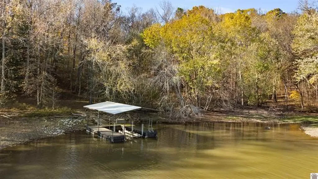 Lot 54b & 55e Commerce Landing Road Eddyville KY 42038