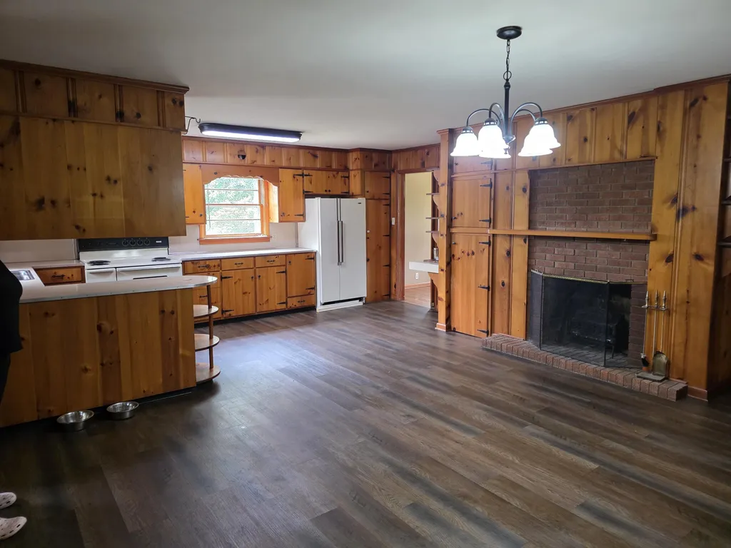 405 W Clay Street Clinton KY 42031