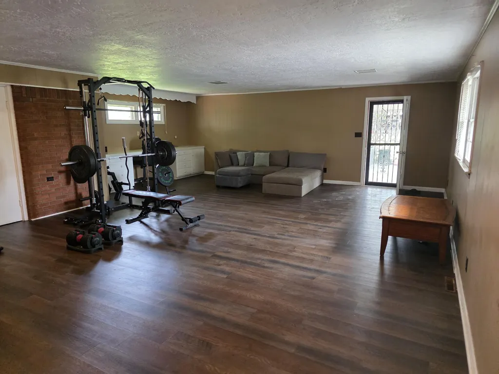 405 W Clay Street Clinton KY 42031