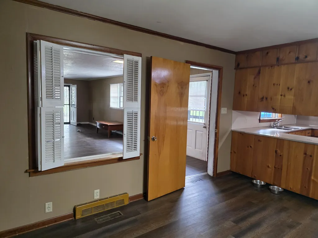 405 W Clay Street Clinton KY 42031