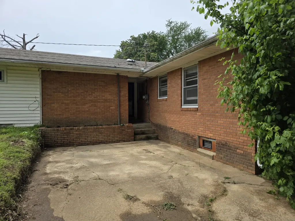 405 W Clay Street Clinton KY 42031