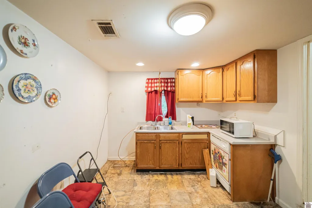 3858 Pecan Drive Paducah KY 42001