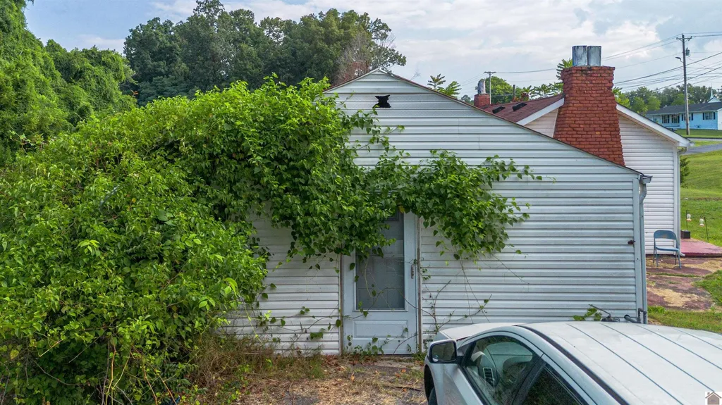 3858 Pecan Drive Paducah KY 42001