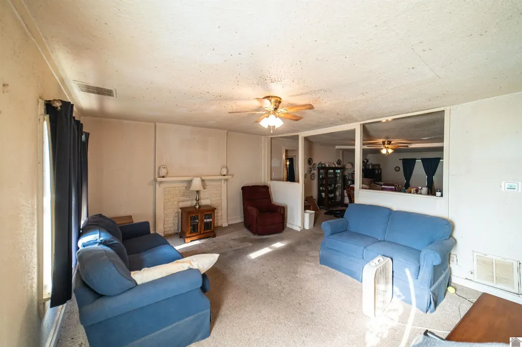 3858 Pecan Drive Paducah KY 42001