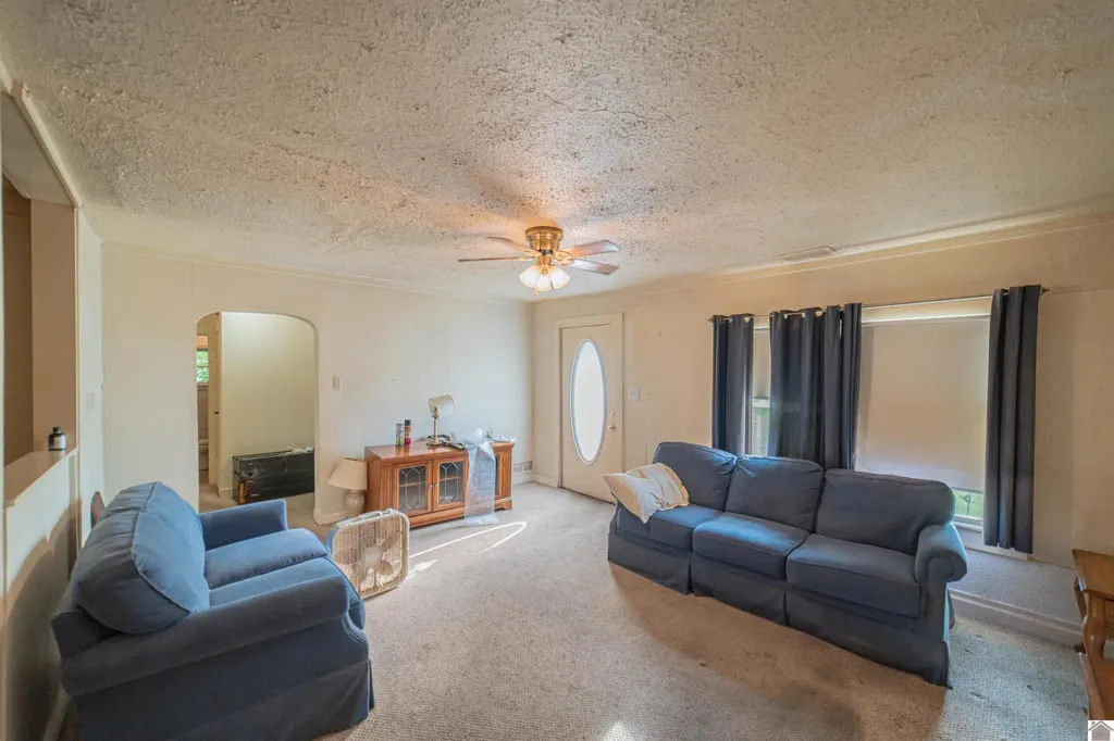 3858 Pecan Drive Paducah KY 42001