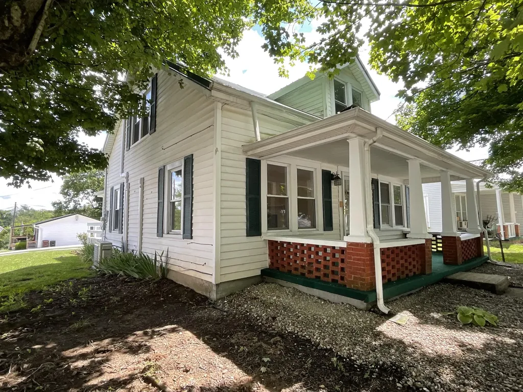 728 Main Street Sharpsburg KY 40374
