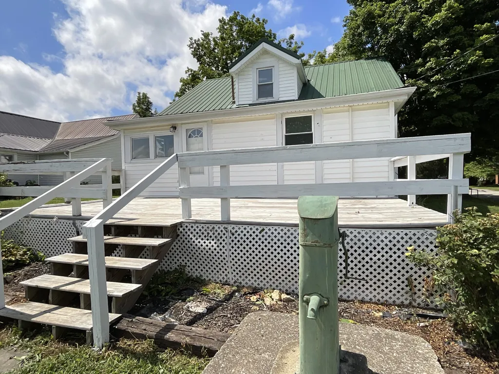 728 Main Street Sharpsburg KY 40374