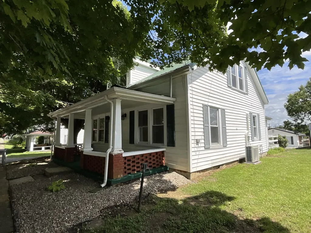 728 Main Street Sharpsburg KY 40374