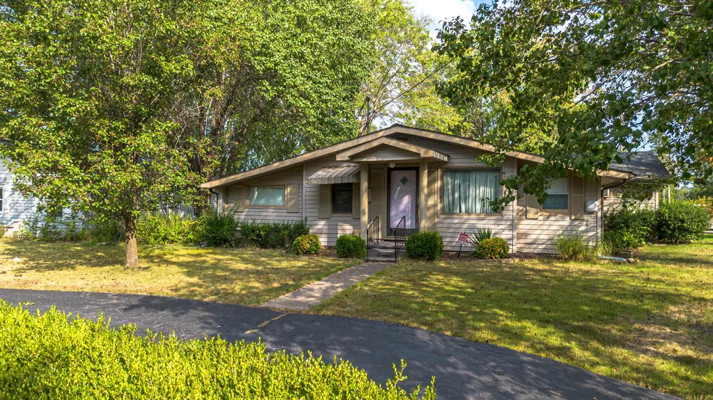 411 W Jefferson Street Paducah KY 42001