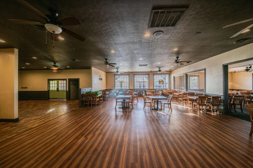 7052 Benton Road Paducah KY 42003