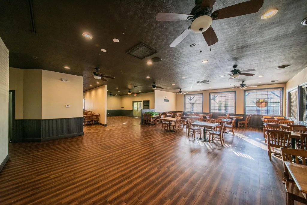 7052 Benton Road Paducah KY 42003