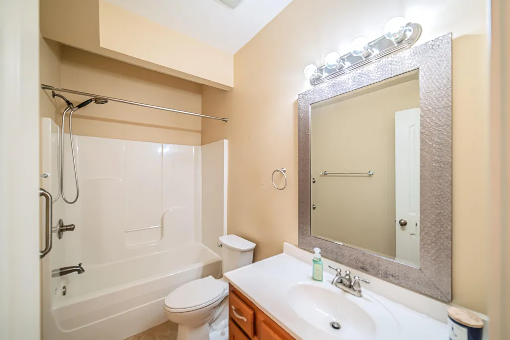 3241 Sandpiper Circle Paducah KY 42001