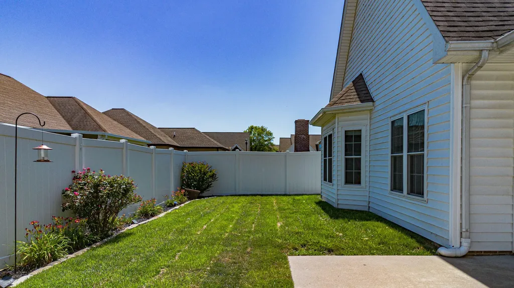 3241 Sandpiper Circle Paducah KY 42001