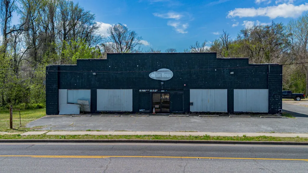 2223 Bridge Street Paducah KY 42003