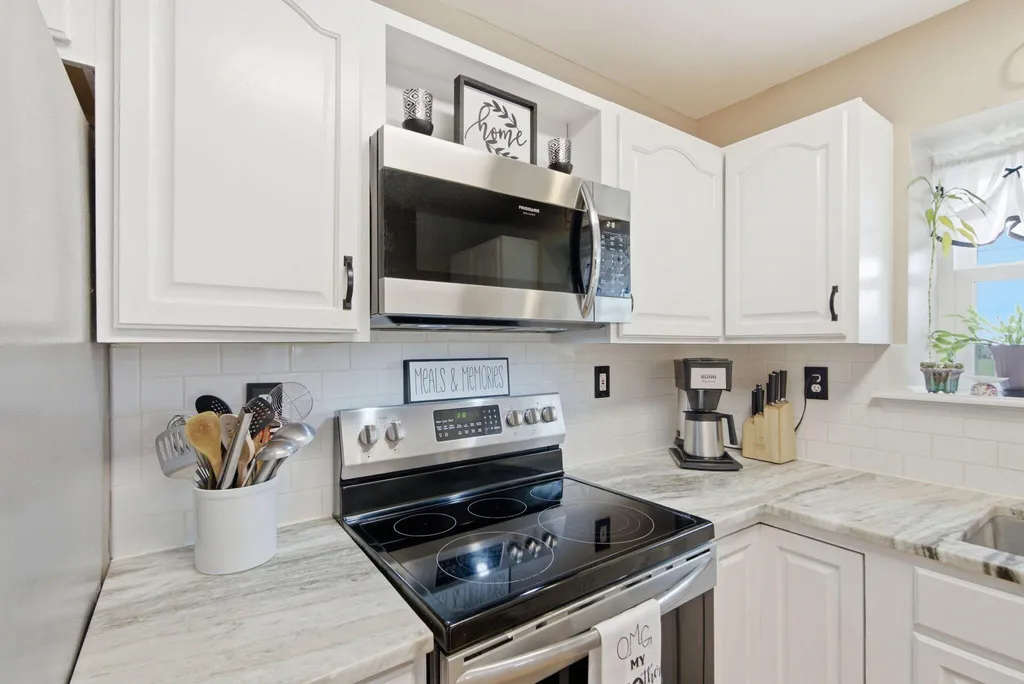 113 Hillbrook Drive Nicholasville KY 40356