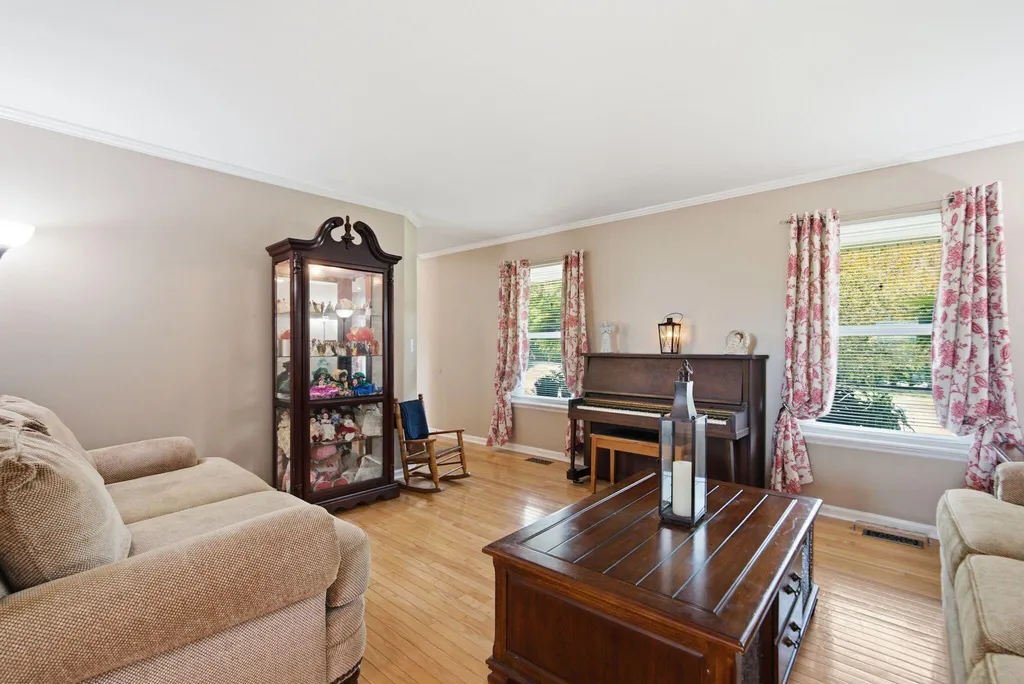113 Hillbrook Drive Nicholasville KY 40356