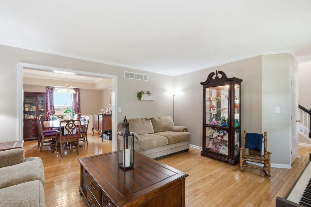 113 Hillbrook Drive Nicholasville KY 40356
