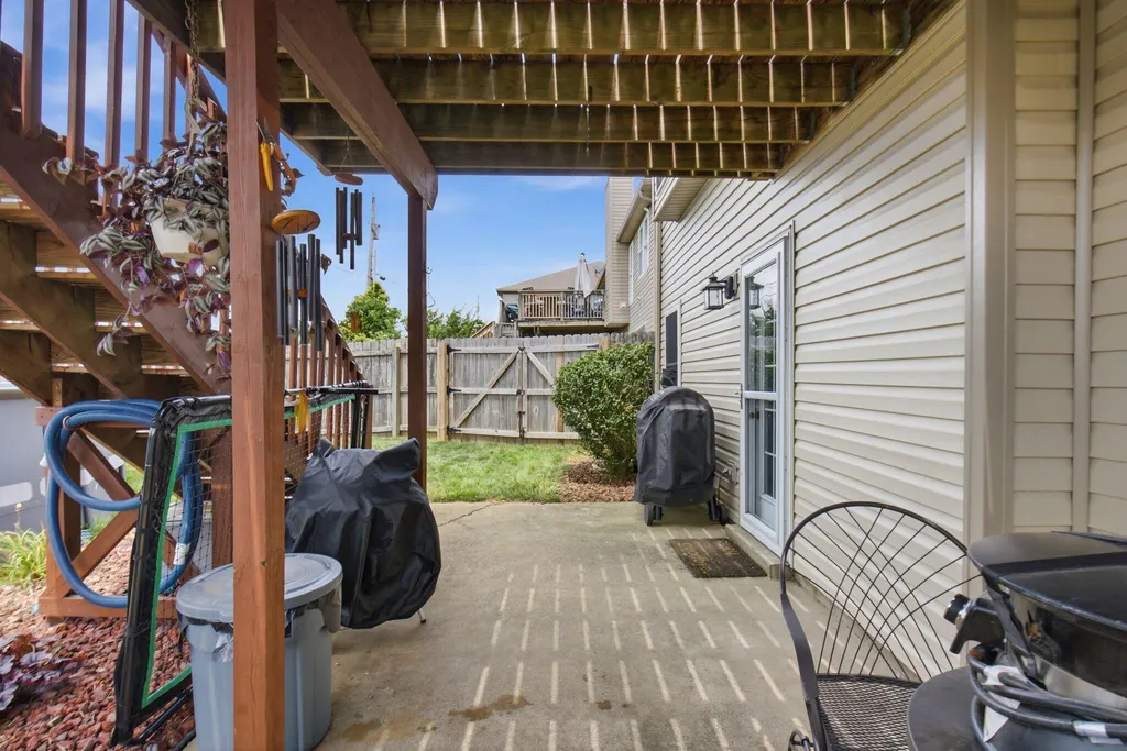 113 Hillbrook Drive Nicholasville KY 40356