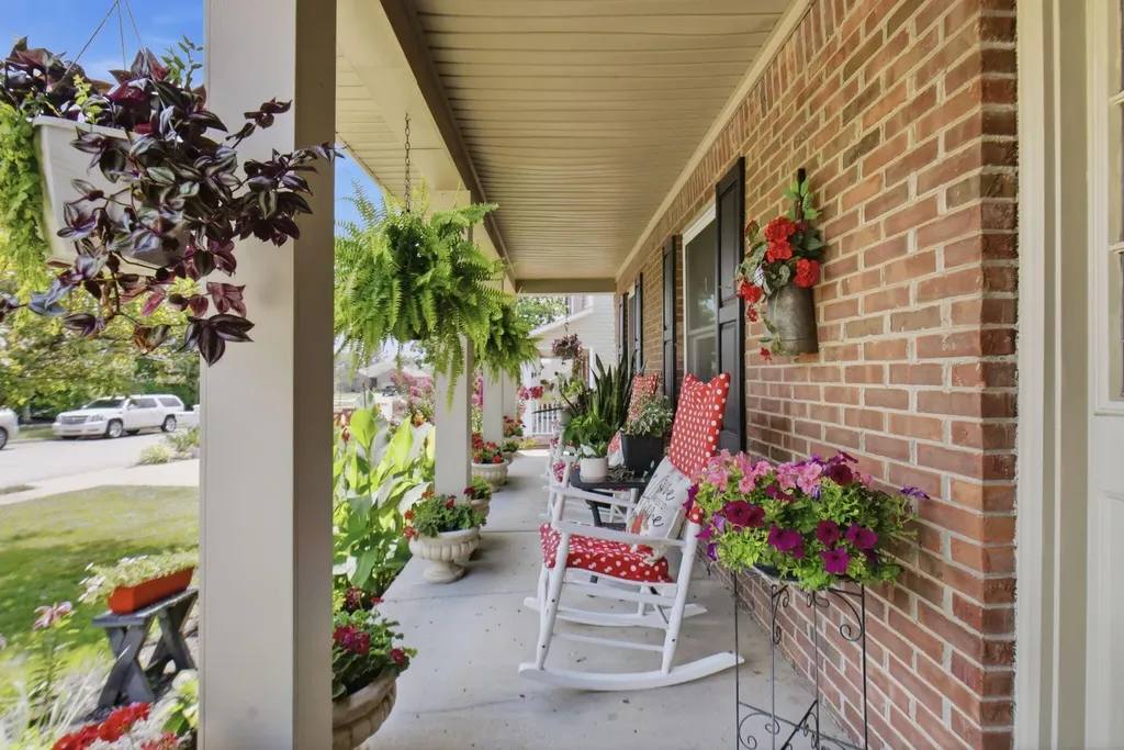 113 Hillbrook Drive Nicholasville KY 40356