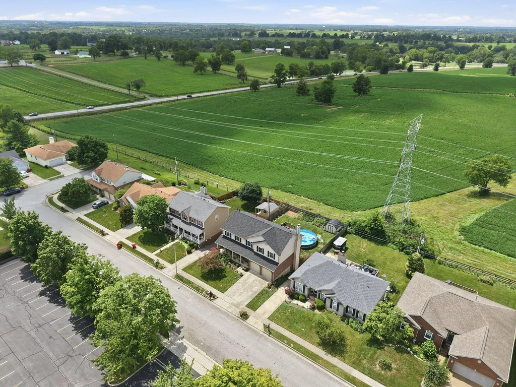 113 Hillbrook Drive Nicholasville KY 40356