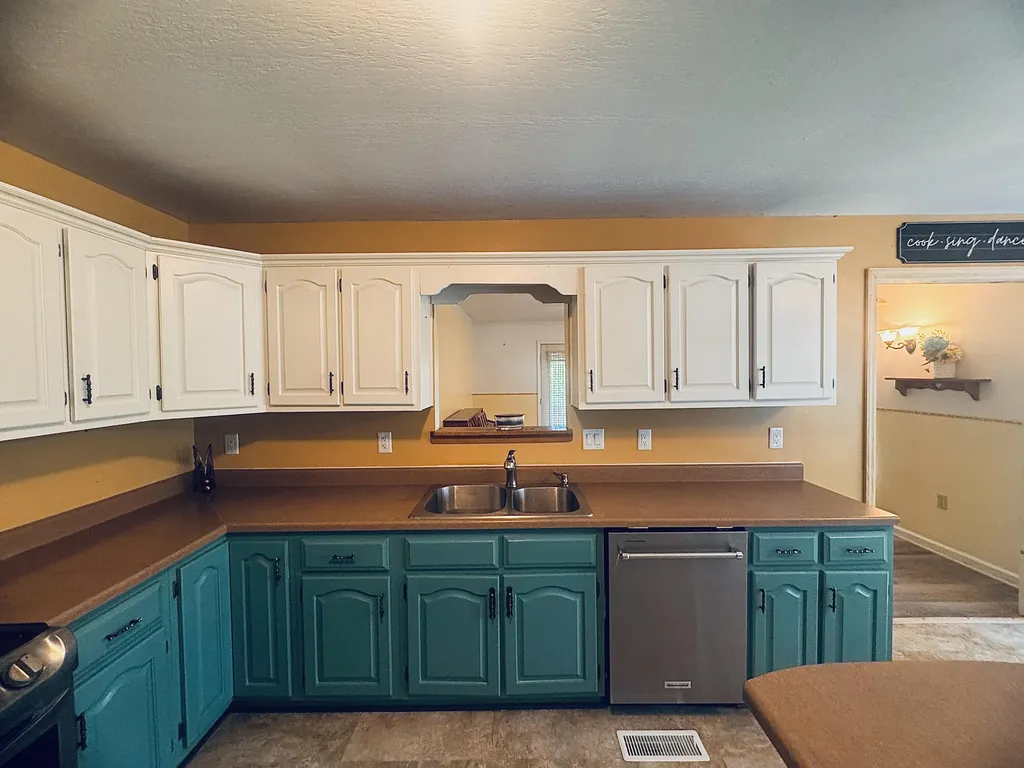 163 Holly Hock Drive Liberty KY 42539