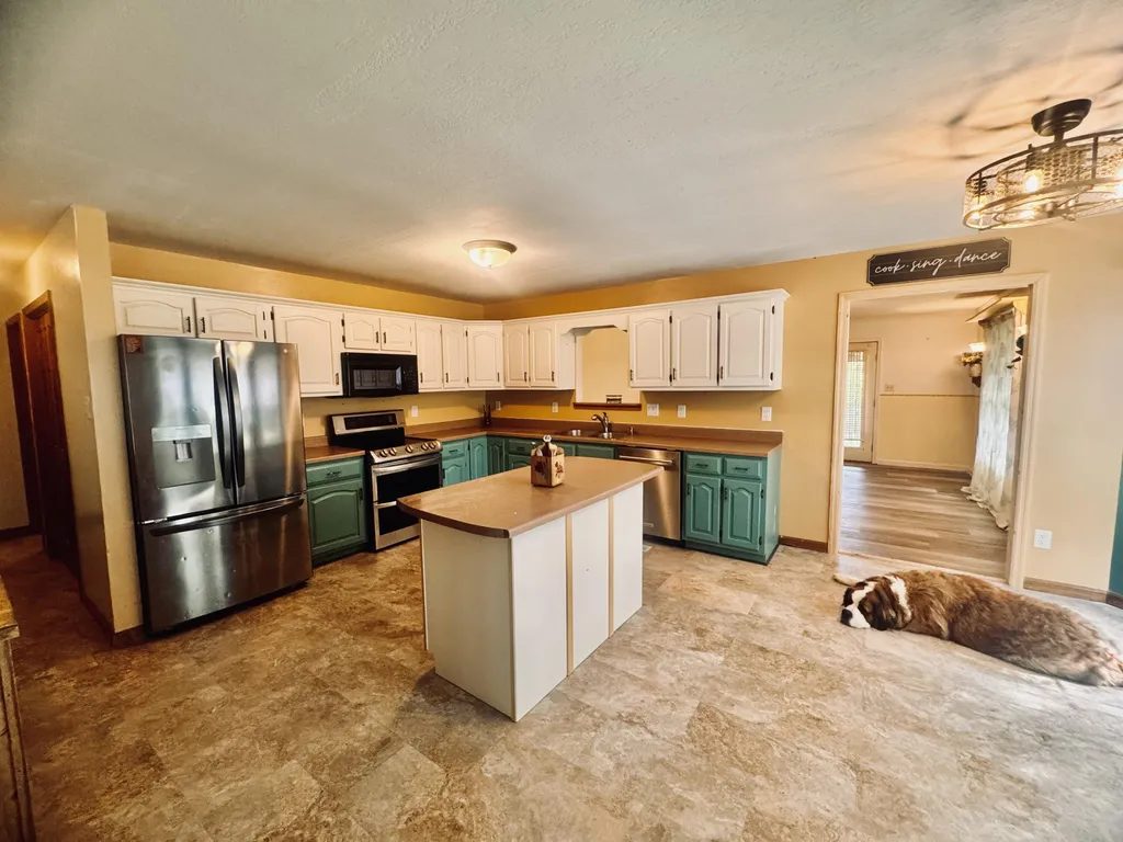 163 Holly Hock Drive Liberty KY 42539