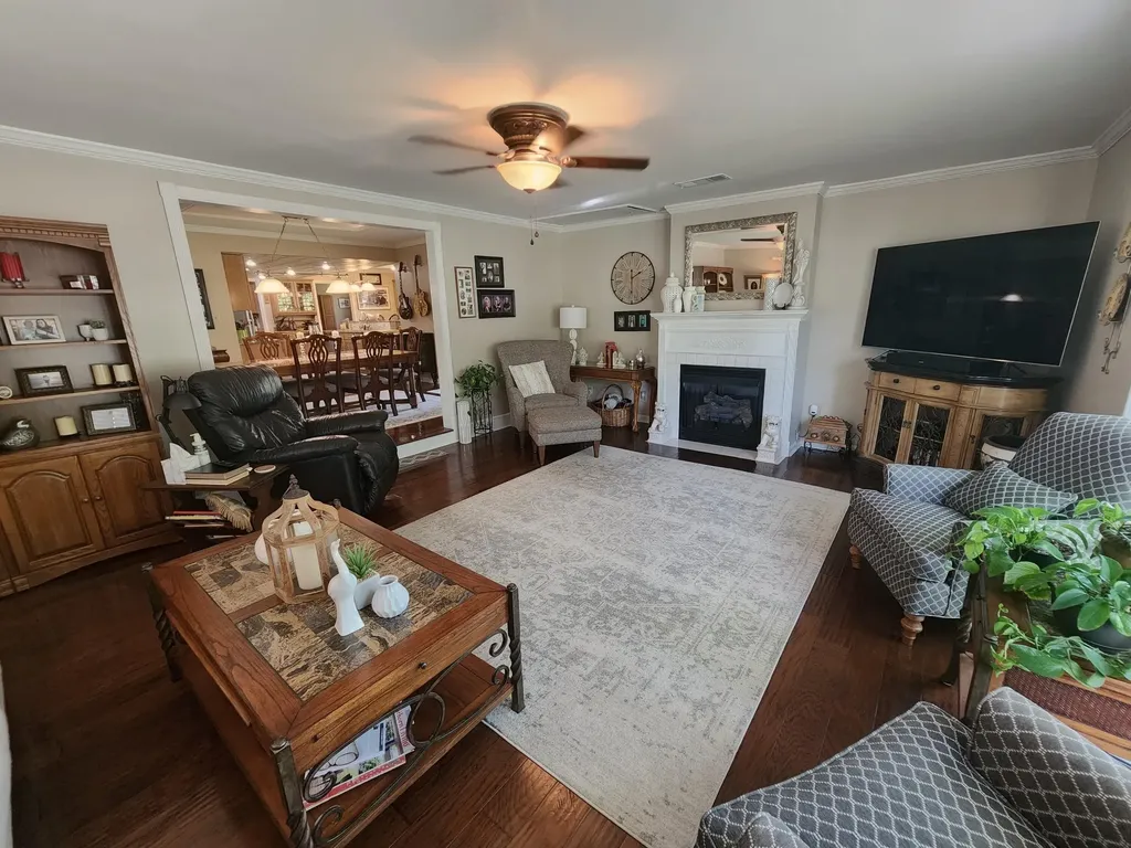 205 Forsythia Drive Paducah KY 42003